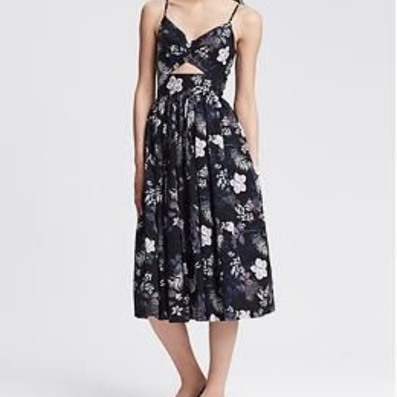 Banana Republic Dresses & Skirts - floral banana republic heritage dress